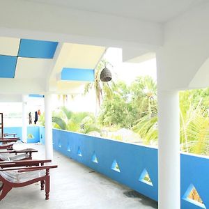 Swell Surf House Appartement Arugam Bay Exterior photo