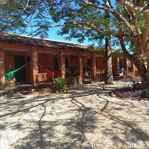 Pousada Recanto Dos Leoes Hotel Pirenópolis Exterior photo