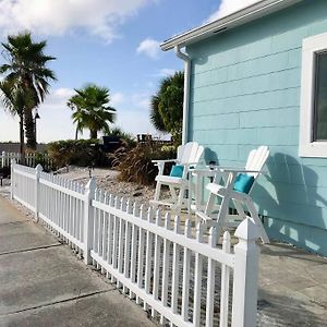 Beachfront- Quaint Beach Front House Pass A Grille Villa St. Pete Beach Exterior photo