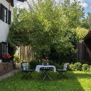 Historisches Refugium In Der Altstadt Von Ebersberg Appartement Exterior photo