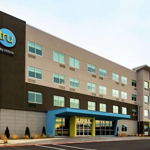 Tru By Hilton Staunton Hotel Exterior photo