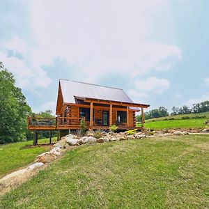 Modern Willis Cabin Retreat 24-Acre Working Farm! Villa Exterior photo