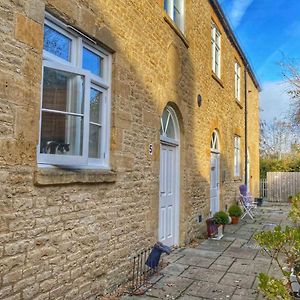 Cotswold Chapel, Sleeps Up To 5 In Kingsize Beds Appartement Chipping Norton Exterior photo