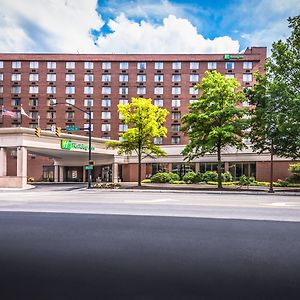 Holiday Inn Arlington At Ballston, An Ihg Hotel Exterior photo