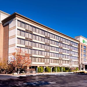 Holiday Inn Hotel&Suites Warren, an IHG Hotel Exterior photo