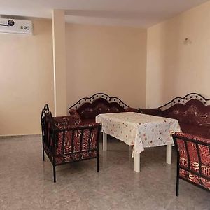 Beautiful And Comfy House On The Beach Of Haouaria Appartement Sidi Amor Exterior photo