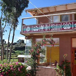 Taquile Sumaq Wasi - Casa De Felipe E Ines Pension Huillanopampa Exterior photo