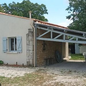 Le Clos Des Chevaliers Villa Pons Exterior photo