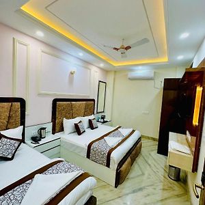 Frankstay By Hotel Samrat Residency 10 Mints Walking Distance Nizamuddin Railway Station New Delhi Exterior photo