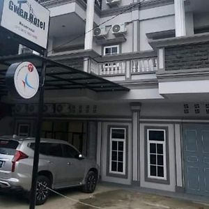 Reddoorz Near Stasiun Pematangsiantar Hotel Exterior photo