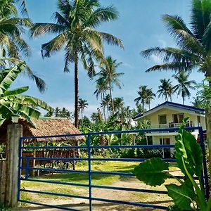 Bayay Ni Nanay Bed & Breakfast In Magpupungko Beach Road Bed and Breakfast Pilar  Exterior photo