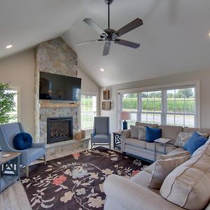 Gorgeous Ronks Retreat Patio, Grill And Fireplace! Villa Exterior photo