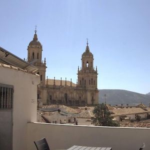 Casa Centrica Con Terraza Y Vistas Inigualables Appartement Jaén Exterior photo