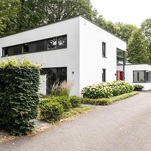 Avellano Bed and Breakfast Helmond Exterior photo