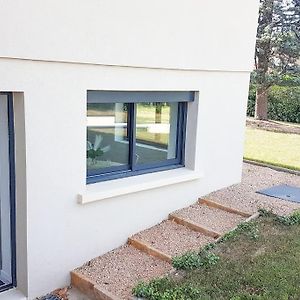 Le Petit Castel, Portes De Lyon Appartement Chazay-d'Azergues Exterior photo