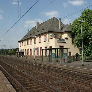 Ferienwohnung Neli Am Rhein Rheinbrohl Exterior photo