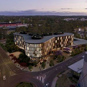 Pullman Sydney Penrith Hotel Exterior photo