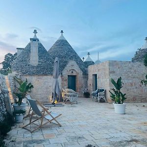 Scardino Trulli Hotel Locorotondo Exterior photo