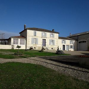 L'En Haut Des Vignes Bed and Breakfast Mérignac Exterior photo