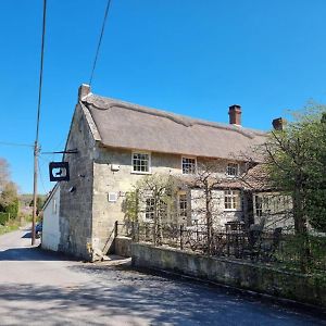 The Forester Hotel Shaftesbury Exterior photo