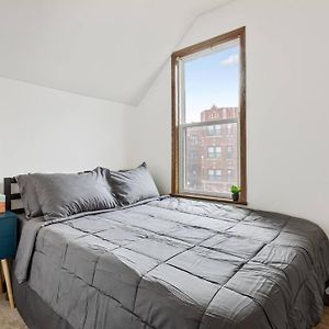 Bright And Modern 2Br Apt With Parking And Laundry Appartement Chicago Exterior photo