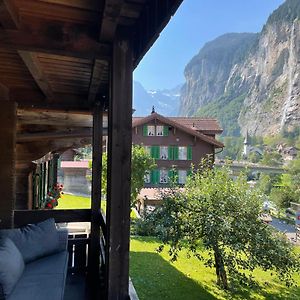 Staubbach View - Traditional Chalet Apartment Lauterbrunnen Exterior photo