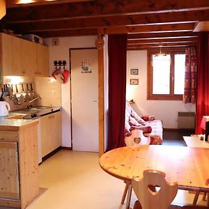 Duplex Cosy 33M² A Areches-Beaufort, Pour 4 Pers., Pied Des Pistes, Animaux Admis, Parking - Fr-1-342-157 Appartement Beaufort  Exterior photo