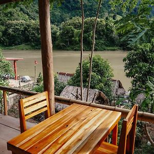 Meexok River View Hotel Nongkhiaw Exterior photo