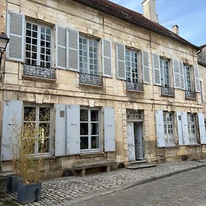 Quelques Jours A Noyers Sur Serein Hotel Exterior photo