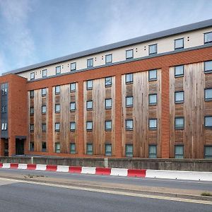 Travelodge High Wycombe Central Exterior photo