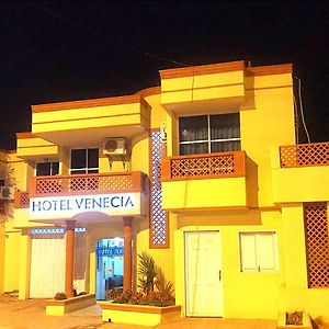 Hotel Venecia Cerete Exterior photo