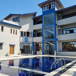 Dhammika Beach Palace Hotel Wadduwa Exterior photo