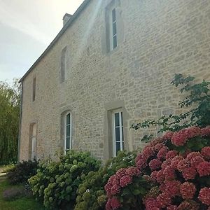 Maison De Famille: Les Castelets Villa La Cambe Exterior photo