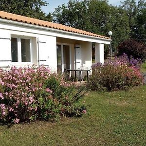 Holiday Home With Shared Pool Prailles Exterior photo