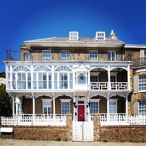 Flat 4 Marine Parade House, 1 East Cliff- Next To Dover Port, White Cliffs, Beach, Castle Appartement Exterior photo