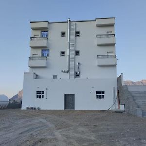 Hi Albasher Llshkk Alfndkia Appartement Al Ambah Exterior photo