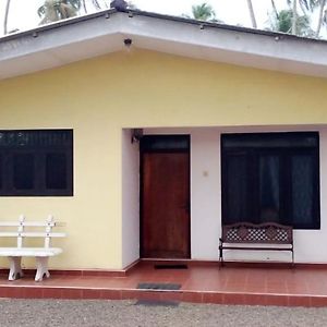 Villa Mare Wadduwa Exterior photo