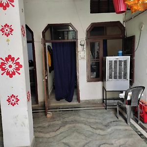 Divisha Pg House Sharing Beds Only For Boys Appartement Bareilly Exterior photo