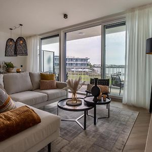 Spacious Waterfront Apartment Arnemuiden Exterior photo