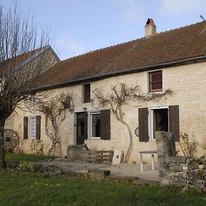 Ferme Familiale Dans Un Village Bourguignon 12 Pl 3 Nuits Minimum Chemin-d'Aisey Exterior photo