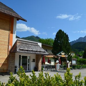 Hotel-Pension Familie Gruber Spital Am Pyhrn Exterior photo