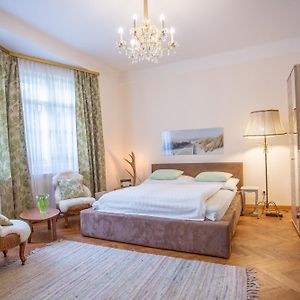 Huebsches Privatzimmer Mit Bad Bed and Breakfast Perchtoldsdorf Exterior photo