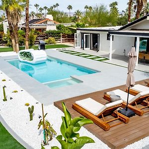 Balinese Oasis By Rather Be Properties Palm Springs Exterior photo