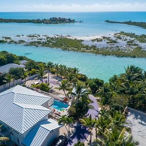 New Chalk Sound Home Bbq Pool Beach Steps Away Providenciales Exterior photo