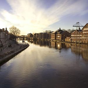 Newly Renovated City Centre Flat - Pass The Keys Appartement York Exterior photo