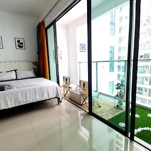 Best House In Town City 5-Bedrooms Up To 10Pax Big Balcony Serdang  Exterior photo