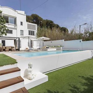 Casa Canyet Con Piscina A Un Paso De Barcelona Y La Playa Villa Badalona Exterior photo