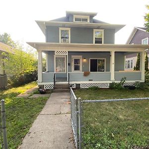 4Br 2Ba Home In Charming St Paul - Sleeps 10 Saint Paul Exterior photo