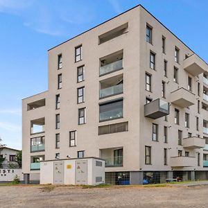 Maia 1Bdr With Parking Appartement Mogosoaia Exterior photo