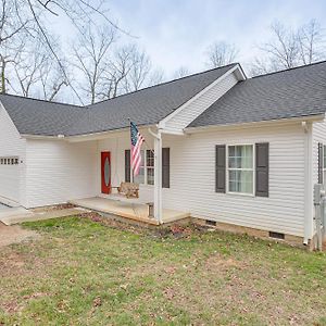 Winchester Home With Deck Less Than 1 Mi To Tims Ford Lake! Exterior photo